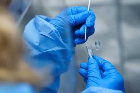 Corona-Pandemie / „Santé“ meldet acht weitere Tote und 298 Neuinfektionen aus 11.753 Tests – 1.720 erste und 615 zweite Impfungen