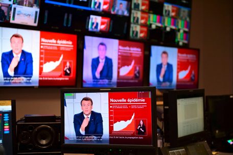 Macrons Fernsehansprache / Frankreich schließt wegen Corona-Lage Schulen für drei Wochen