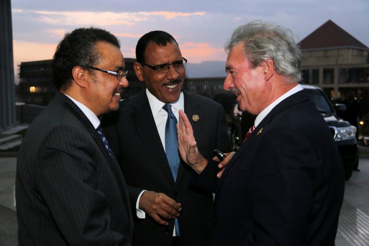 Amtseinführung von Präsident / Asselborn fliegt heute in den Niger – vor zwei Tagen scheiterte ein Putschversuch im Sahel-Staat