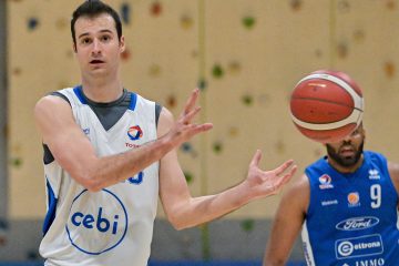 Basketball / Résidence-Profi Adam Eberhard und seine ungewöhnliche Leistung