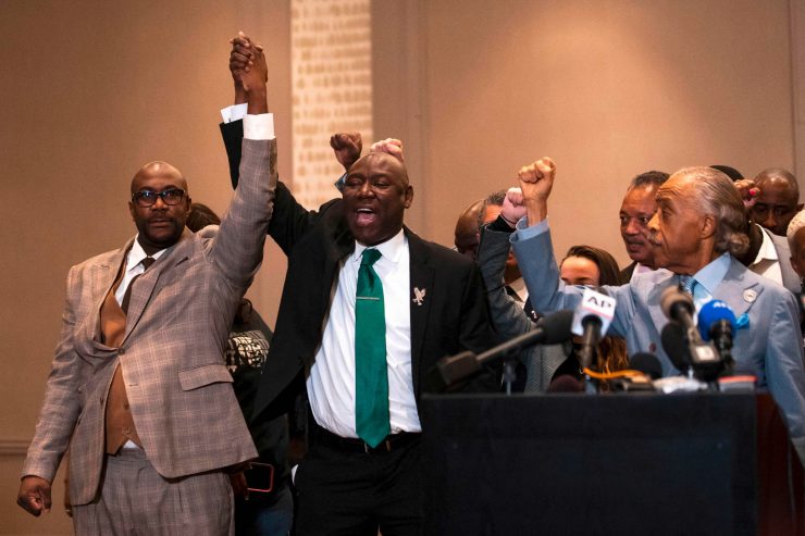 USA / Ex-Polizist Chauvin in Floyd-Prozess in allen Anklagepunkten schuldig gesprochen