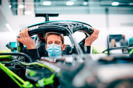 Mercedes / Sieben Monate nach Flammen-Unfall: Grosjean kehrt ins Formel-1-Cockpit zurück