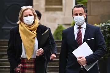 Neue Lockerungen / Ausgangsperre ab Mitternacht – Gastronomie darf Gäste im Innenraum bis 22 Uhr empfangen