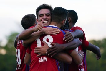 Fola-Verteidiger Cedric Sacras / „D’Punkten op den i gesat“