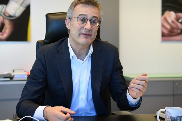 Medien / Anwalt erklärt: Félix Braz will „ehrenhaften“ Verlust seiner Ämter unwirksam machen