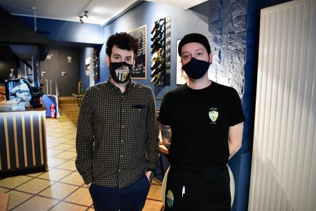 Daniel Zenari (l.) und Chris Diederich (r.) sind gespannt, ob die Gäste auch kommen werden