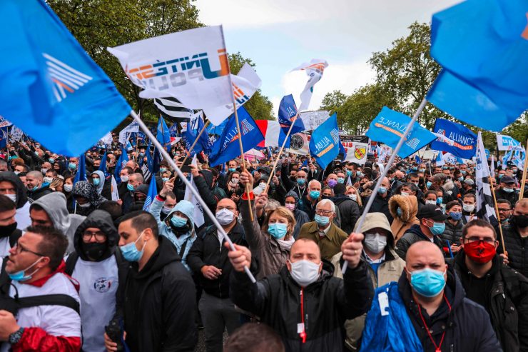 France / La police manifeste publiquement sa colère