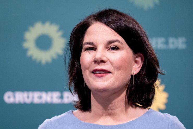 Deutschland / Wirbel um Sonderzahlungen droht für Grüne zur Belastung im Wahlkampf zu werden