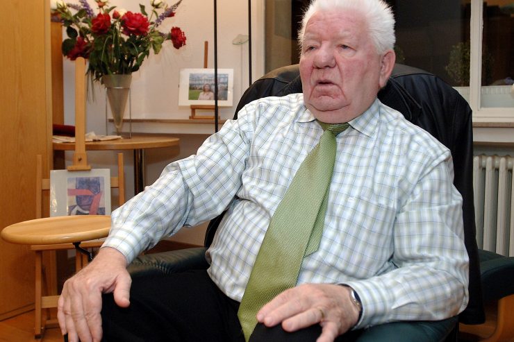 Nachruf / Val Olinger: „E Liewe laang schwoarz-wäiss“