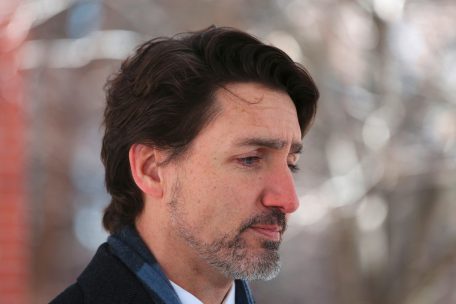 Kanada / Sterbliche Überreste von 215 Ureinwohner-Kindern auf Internatsgelände gefunden