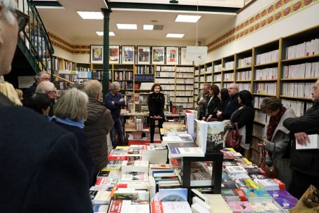 Catherine Gaeng &agrave; la librairie Alin&eacute;a lors de la publication de son premier livre sur l&rsquo;affaire Lunghi/RTL/Bettel
