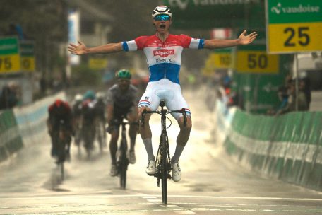 Radsport / Van der Poel meldet sich zurück: Jungels verliert auf der 2. Etappe der Tour de Suisse 1:06 Minuten
