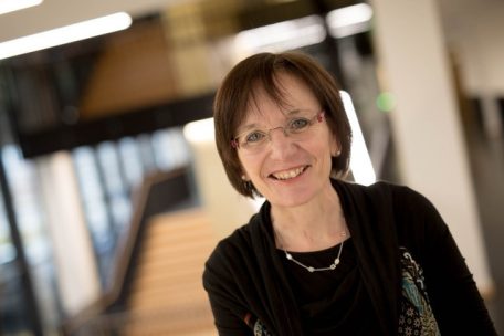 Prof. Dr. Claudine Kirsch ist stolz darauf, dass das Projekt Covid-Kids nun weitergef&uuml;hrt werden kann