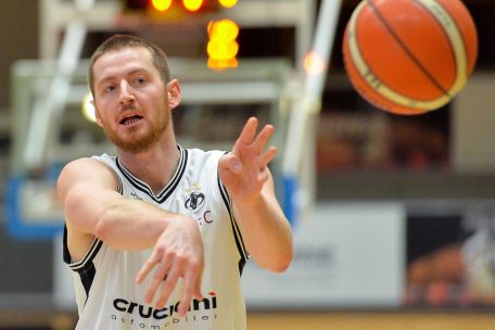 Mit f&uuml;nf gewonnenen Meisterschaften und ebenfalls f&uuml;nf Pokalsiegen ist Tom Schumacher im Finale ohne Zweifel der erfahrenste Titelsammler