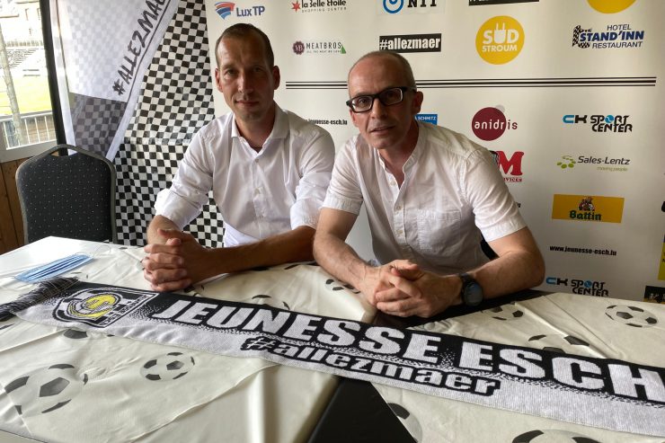 Jeunesse Esch / Großer Andrang: Jeff Strasser offiziell auf der „Grenz“ vorgestellt