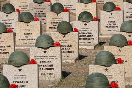 L’histoire du temps présent / Juin 1941: La peste ou le choléra?