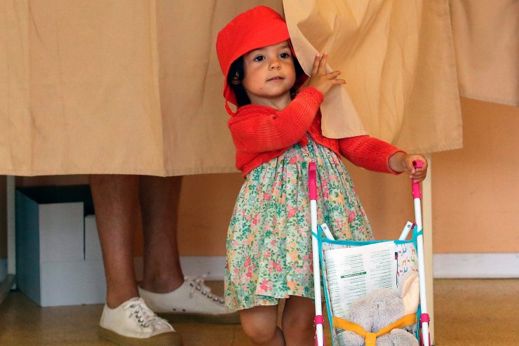 Plusieurs avertissements et une surprise / Le duel Macron/Le Pen semble un peu moins écrit d’avance en 2022