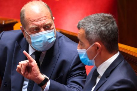 „Commence par gagner une élection, toi!“ / Après le revers macroniste, les frictions se multiplient au gouvernement français