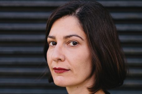 Kurzgeschichte / Mehr als nur Lockdown-Literatur: Mit „Blue like a Tangerine“ erklärt Elise Schmit ihr Schreiben