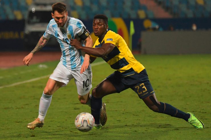 Copa America / Messi lässt Argentinien träumen – Brasilien mit Zittersieg