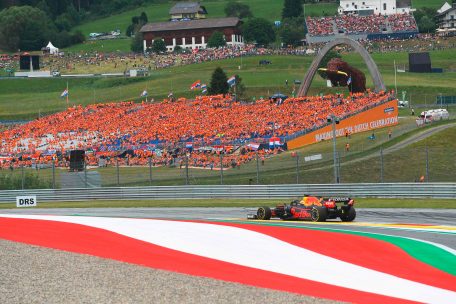 Formel 1 / Verstappen spaziert zum „Heimsieg“ – Hamilton verpasst das Podium