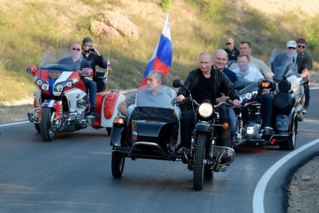 Putins toxische Beziehung zur Ukraine / Abhandlung bringt eine neue Härte gegenüber Kiew zum Ausdruck