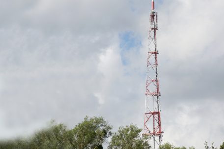 Nach dem Unfall wurde der Sendemast in fast gleicher Bauart neu errichtet