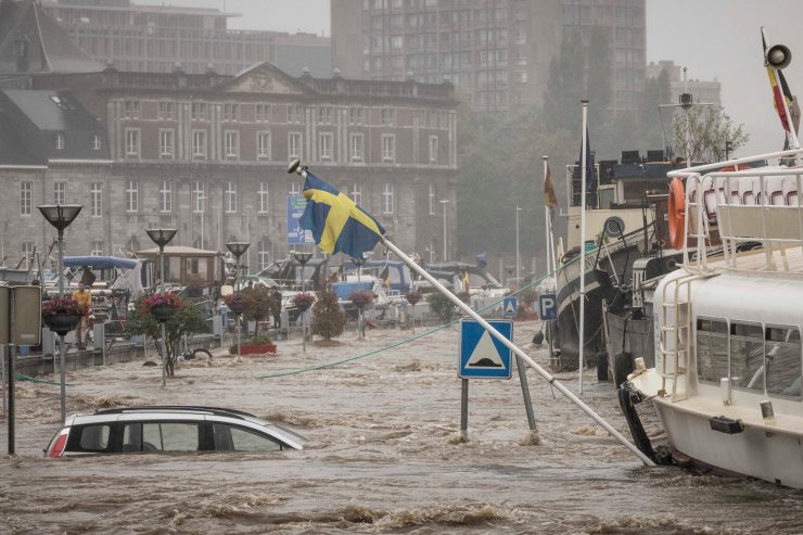 Belgien / Behörden rufen Anwohner der Maas in Lüttich zum Verlassen ihrer Häuser auf