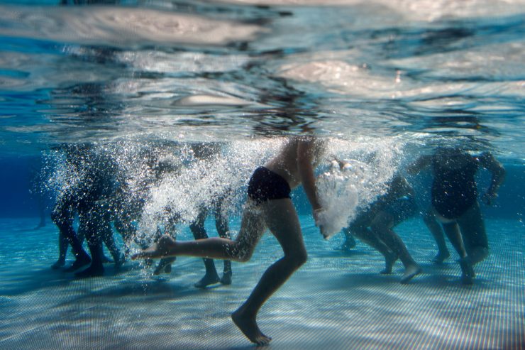 Gefahr im Wasser / Vorsicht beim Badespaß