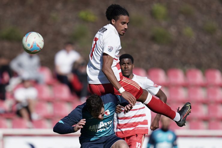 Fußball / Gilson Delgado über seinen Torinstinkt als Fola-Innenverteidiger