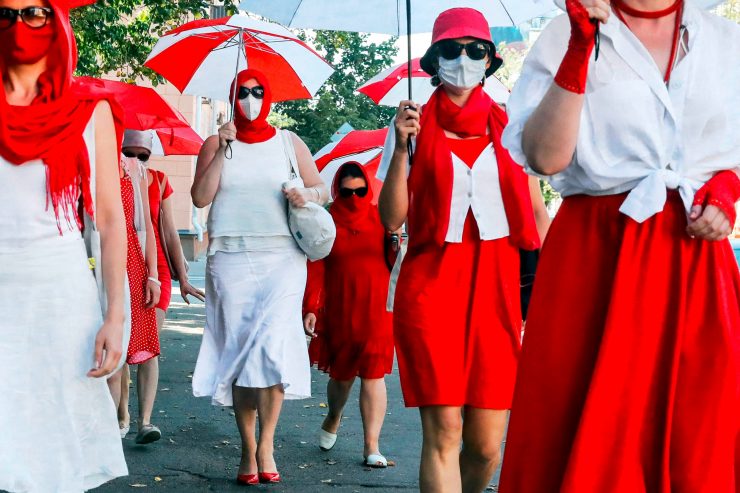 Belarus / Ein Jahr nach dem Volksaufstand schlägt Lukaschenko wütend um sich – und hilft damit Putin