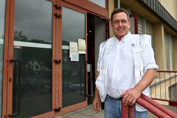 Impfzentrum / Startschuss fürs Impfen ohne Anmeldung – großer Andrang in der Victor-Hugo-Halle