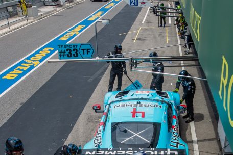 Auch beim Boxenstopp hei&szlig;t es ruhig bleiben und Hektik vermeiden