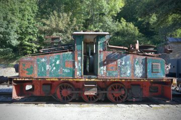 „Hall Fondouq“ / Industrieerbe kehrt zurück: Die E-Lok ADU N. 6 ist in Düdelingen angekommen