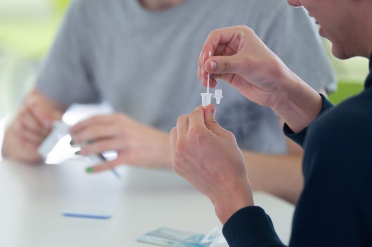 Corona-Pandemie / „Santé“ meldet 143 Neuinfektionen aus insgesamt 9.310 Tests seit Freitag – zwei weitere Todesfälle