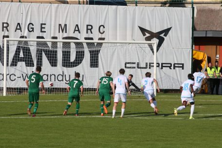 U21-EM-Qualifikation / Fox und Kuete sorgen für ersten Punktgewinn