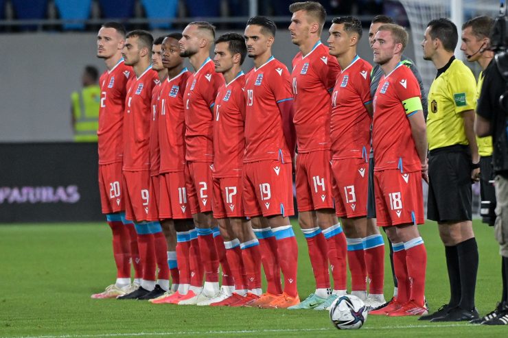 Analyse der Fußball-Länderspiele / Der zweite Anzug sitzt noch nicht