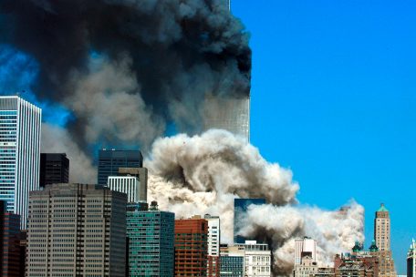 Der S&uuml;dturm st&uuml;rzt in sich zusammen.