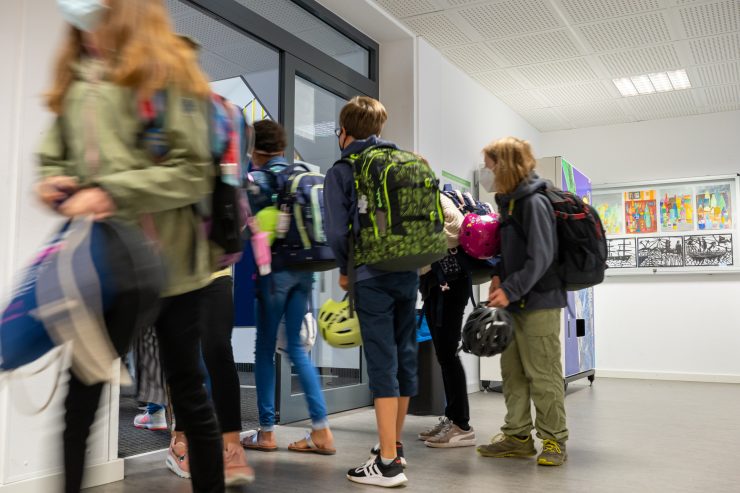 Was die Schüler bei der „Rentrée“ erwartet / LIH-Virologe Muller: „Ungeimpfte Eltern stellen ein hohes Risiko dar“ 