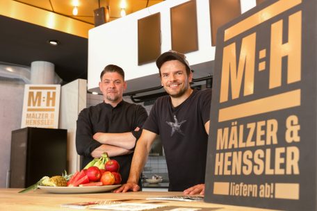 TV / „Mälzer und Henssler liefern ab!“ - verbal und kulinarisch bei Vox