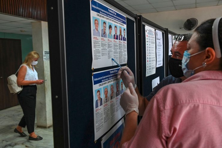 Russland / Kreml-Partei siegt wie geplant bei Duma-Wahl