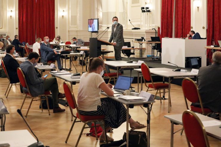 Medienkommission / Abgeordnete haben am Dienstag Einsicht in den finanziellen Teil der RTL-Vereinbarung erhalten