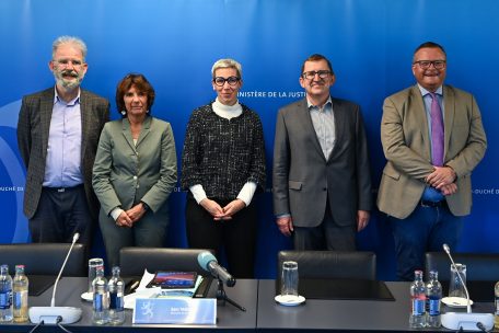 Justiz / Referendare retten Richter