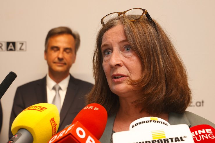 Österreich / ÖVP feiert Scheinsieg in Oberösterreich und verliert Graz an die Kommunisten