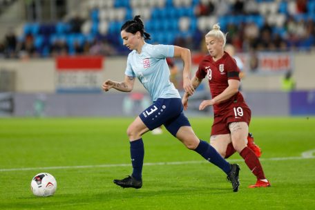 Fußball / FLF-Nationalspielerin Jessica Berscheid: „Es war uns wichtig, die Köpfe nie hängen zu lassen“