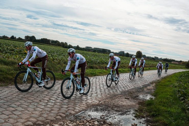 Radsport / Vorschau auf Paris-Roubaix: Schlammschlacht auf den „Pavés“?