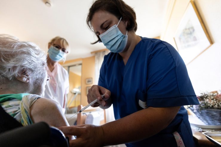 Corona / Luxemburger Virologe zur Drittimpfung für Erwachsene: „Je mehr, desto besser“