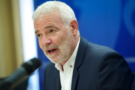 „Corona-Steuer noch nicht vom Tisch“ / Dan Kersch über die Steuerreform, Cannabis-Legalisierung und die neuen Corona-Regeln