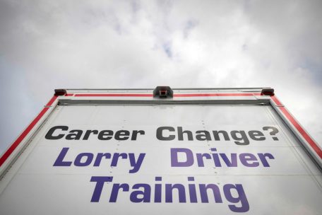 Gro&szlig;britannien fehlt es an hunderttausenden Lkw-Fahrern