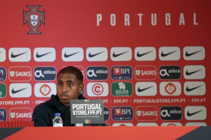 FLF / Leandro Barreiro über das ausverkaufte Stadion in Faro: „Wir müssen uns selbst anpeitschen“